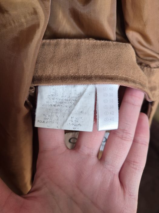 Ruda kurtka na wiosnę