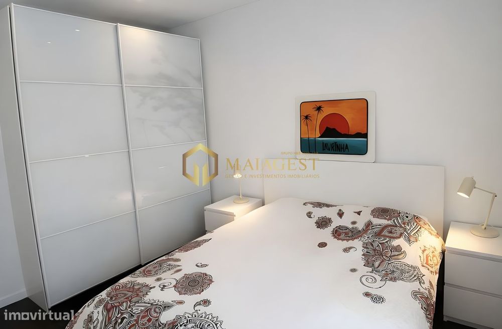 T2 Remodelado e Mobilado na Primeira Linha Mar em Angeiras