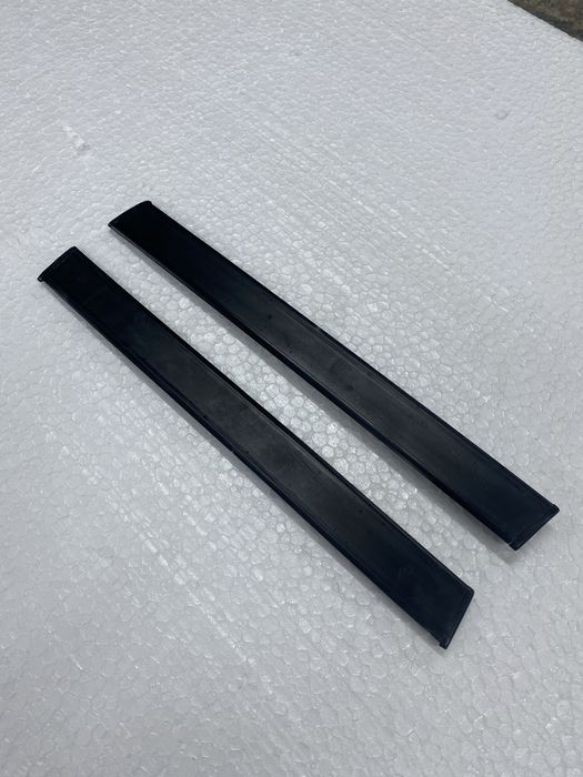 Молдинги молдіншги на крила bmw e38 е38 на крылья бмв передние нижні