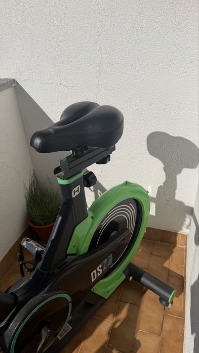 Bicicleta de spinning Bodytone DS06 à venda