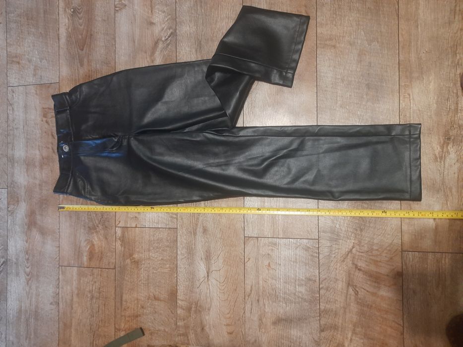 Продам жіночі штани.