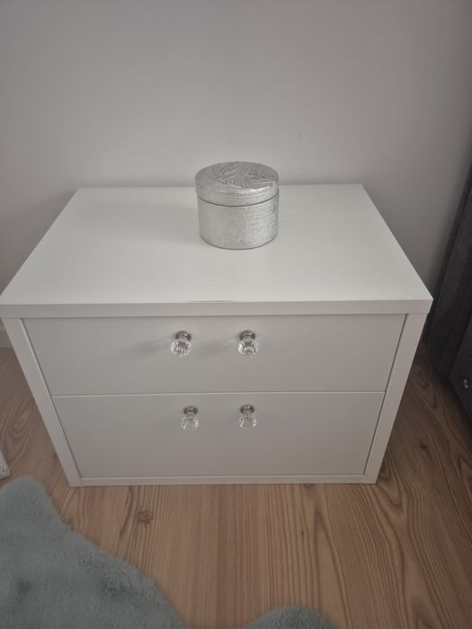 Quarto de casal  + 2 banco