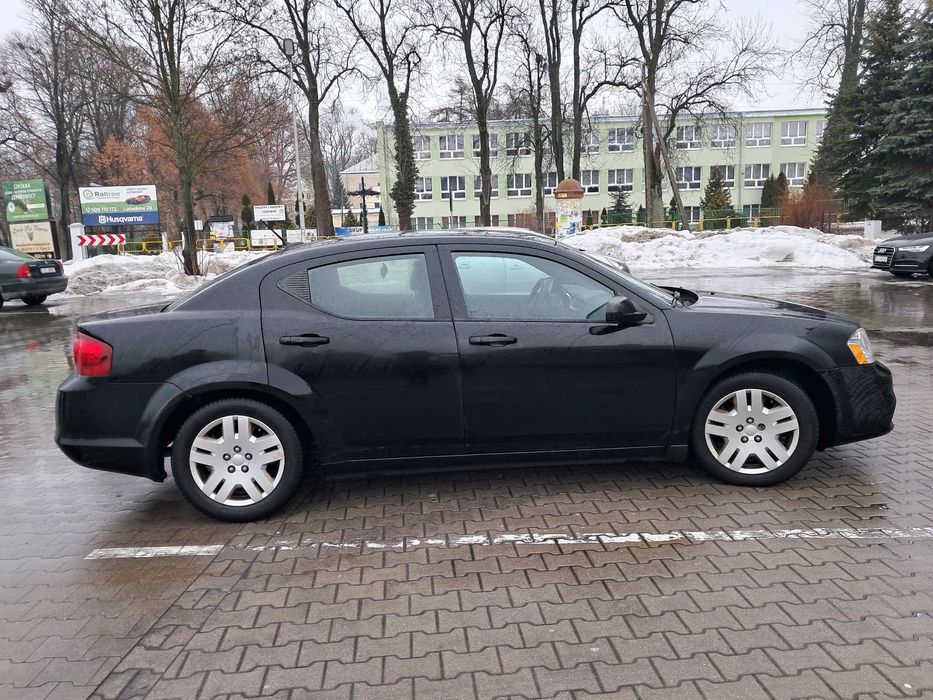 DODGE Avenger 2013