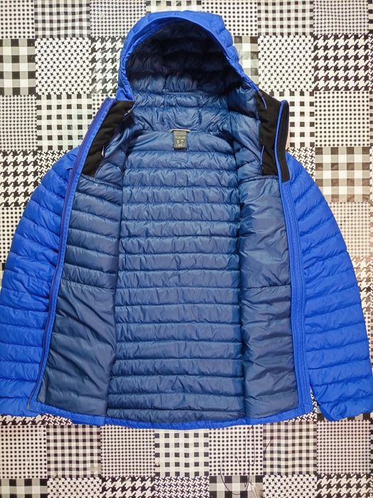 Куртка  Rab Microlight пухова на технології Pertex Quantum