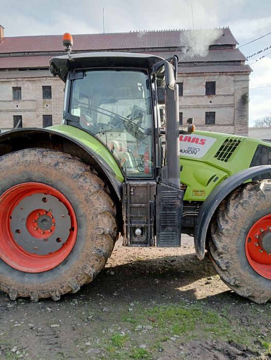 Class Axion 830 ciągnik