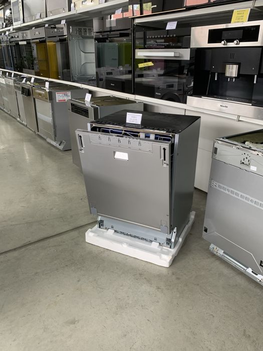 Повністю вбудована посудомийна машина Smeg STL323BL (60 см) Італія