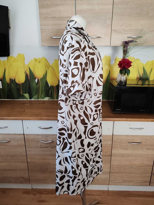 Lekka sukienka koszulowa midi rozmiar ok 48 poliester