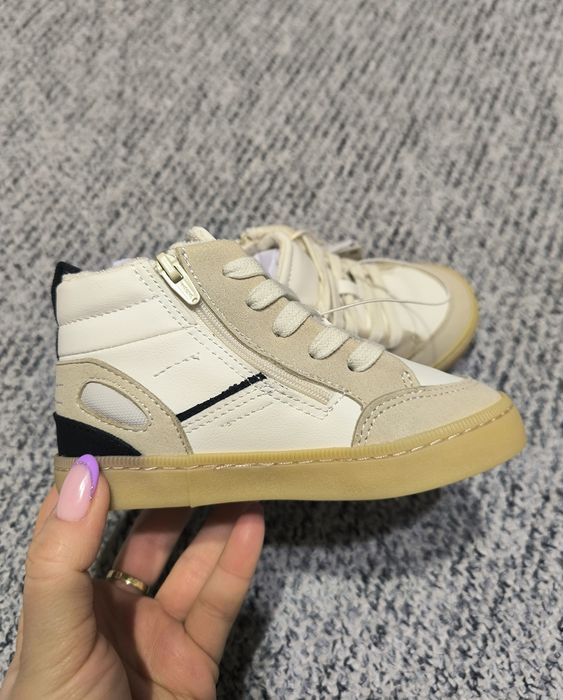 Sportowe adidasy Zara 25 trzewiki za kostkę wiosna wiosenne