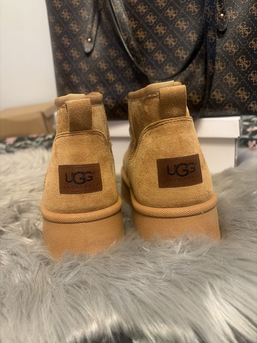 WYPRZEDAŻ botki U g g. 40 camel