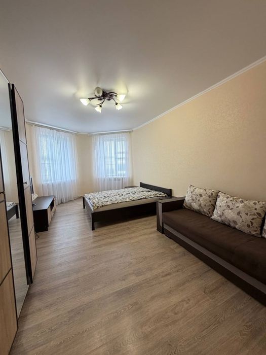 Оренде 1 кімнатної квартири Озерна