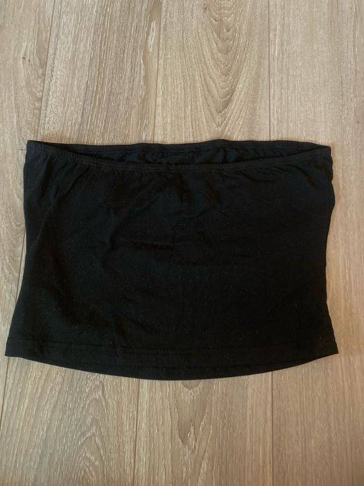 Чёрный топ-бандо без бретелей со стразами