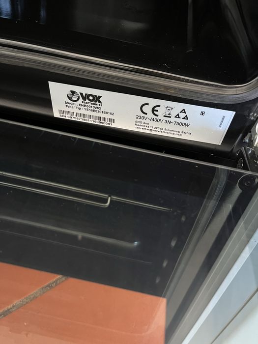 COMO NOVO Fogão elétrico Vox EHB5010WG, Julho 2025