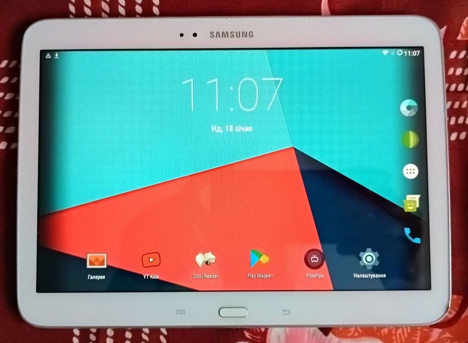 Планшет Samsung Galaxy Tab 3 GT-P5200 10.1" 3G 16Gb White

Екран: 10.1