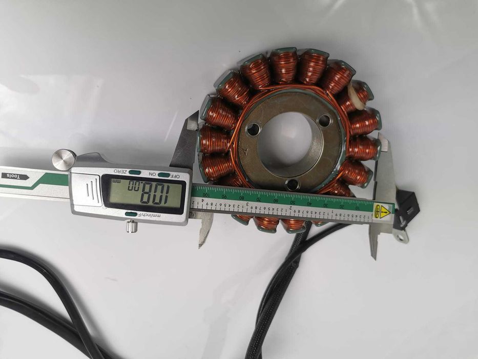 Triumph Daytona 660 Tiger 660 Trident 660 Oryginalny Alternator Prądnica Stojan  T1304201 Sprawna
