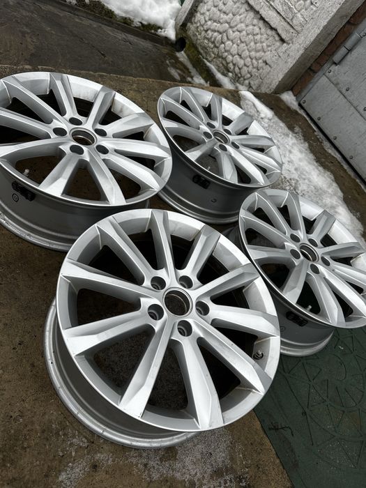 Диски R17 5/112 +Датчики тиску Volkswagen Golf Passat CC Audi Skoda