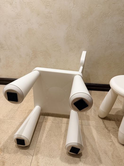 Стільчик ІКЕА стан ідеальний зі спинкою