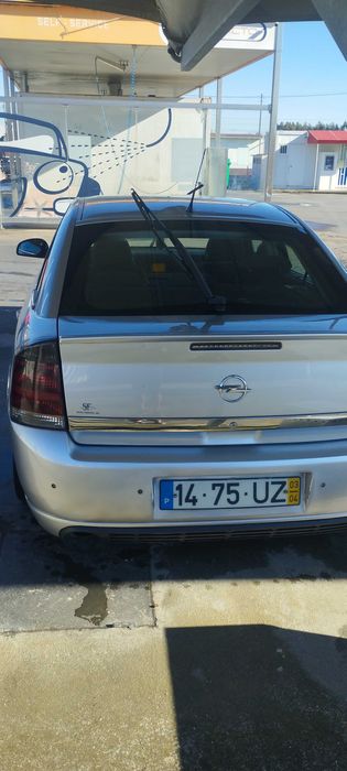 Opel Vectra GTS 2.2 DTI