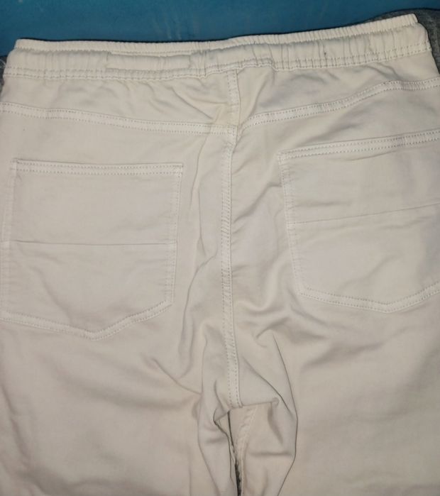 Calça  sarja como nova beje