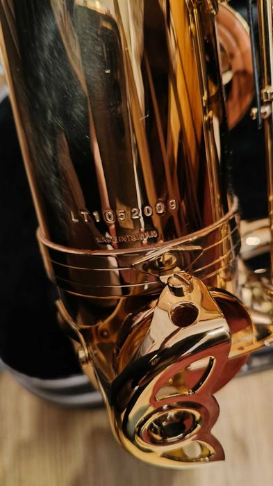 Saksofon tenorowy ANTIGUA- WINDS  super stan !