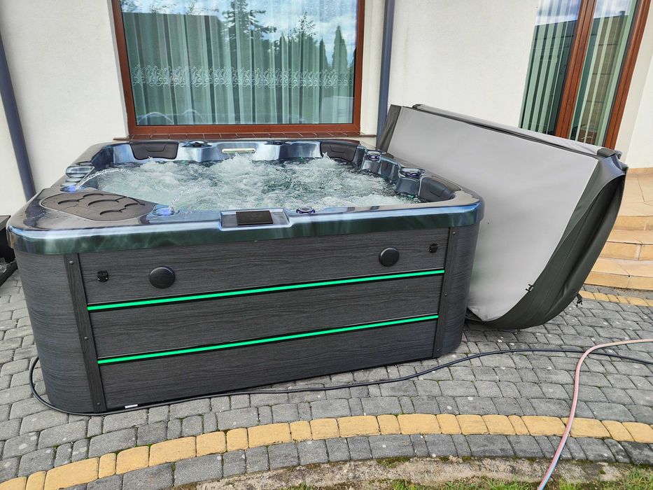 Wanna spa , Balboa Touch 4 , bluetooth , wifi - dostawa gratis - RATY