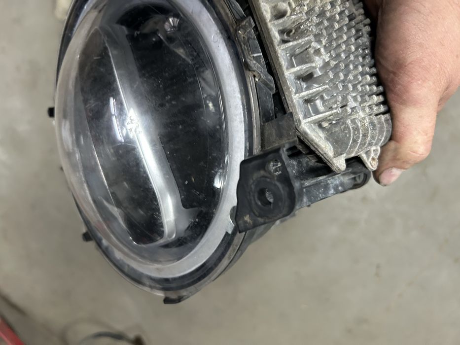 Jeep Wrangler JL lampa przod lewa