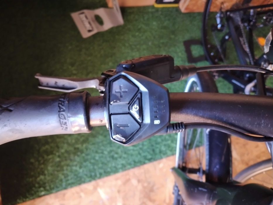 Bicicleta Elétrica Trek FX+ 2