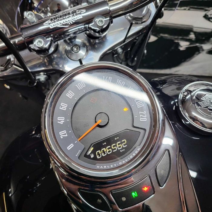 Harley Davidson  Softail Heritage  Classic 114