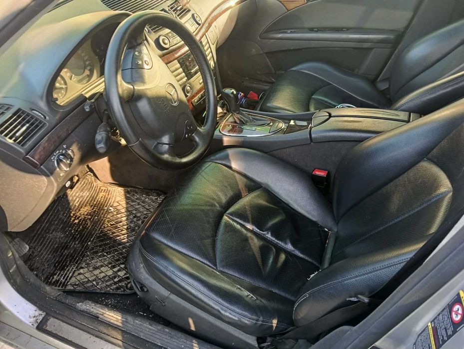 Mercedes E-klasa W211 2.2CDI automat