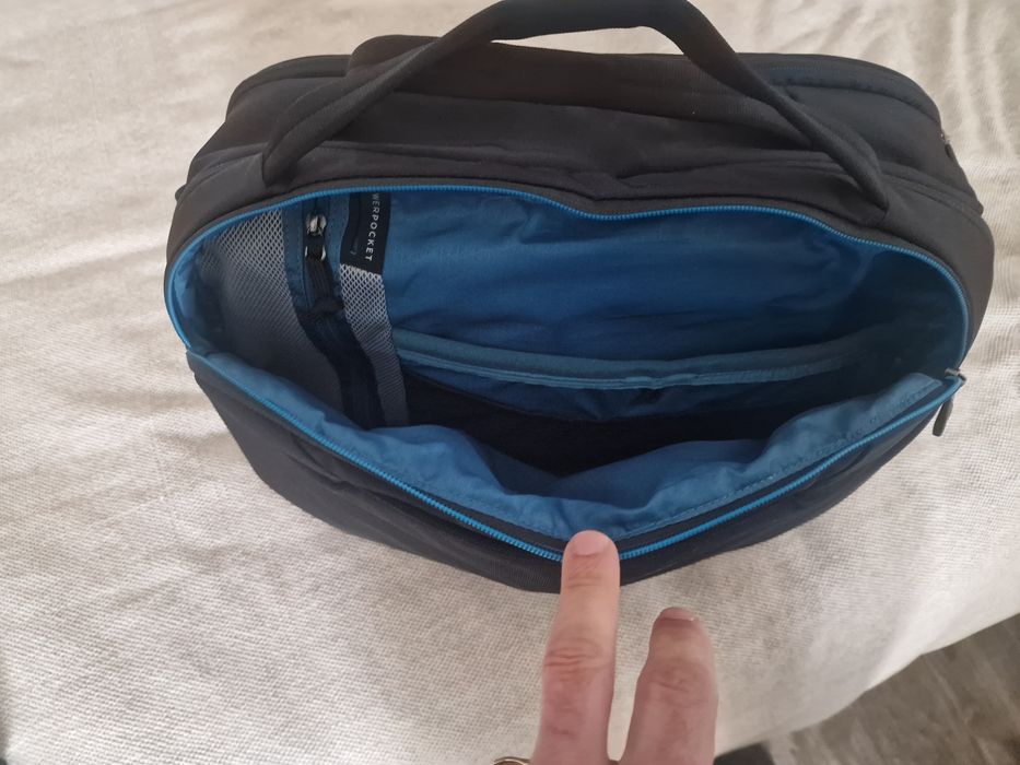 Saco de Cabine da Thule em estado novo . Falta alça de ombro .