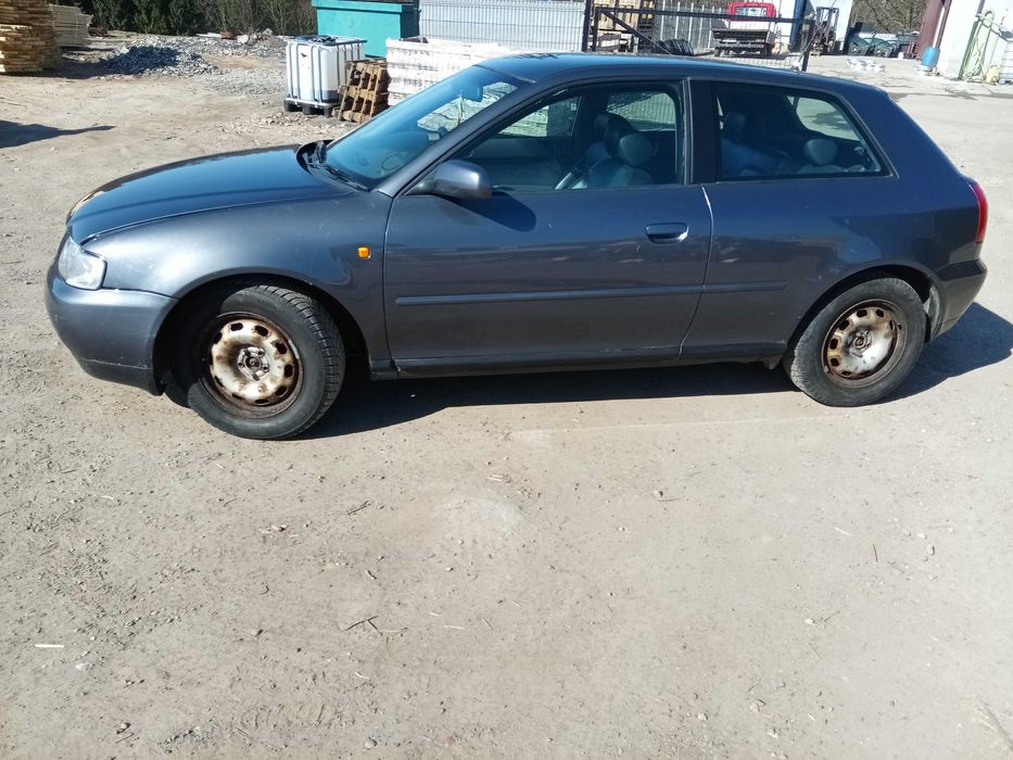 blotnik błotnik lewy przód audi a3 8l szary Ly7k  przed lift