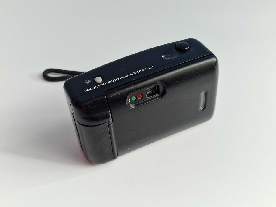 Aparat analogowy Revue Snapshot czarny