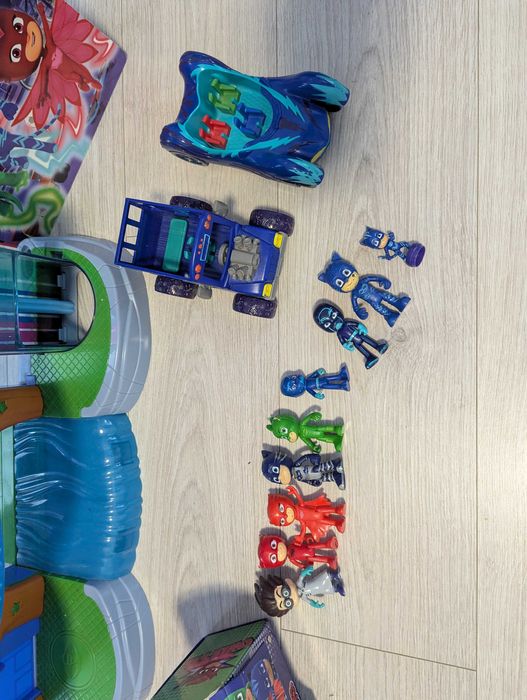 Baza Pidżamersi + Ludziki + Samochody + Książeczka + Pudełeczko