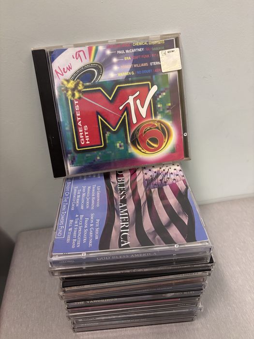 Płyty CD muzyka polska i zagraniczna