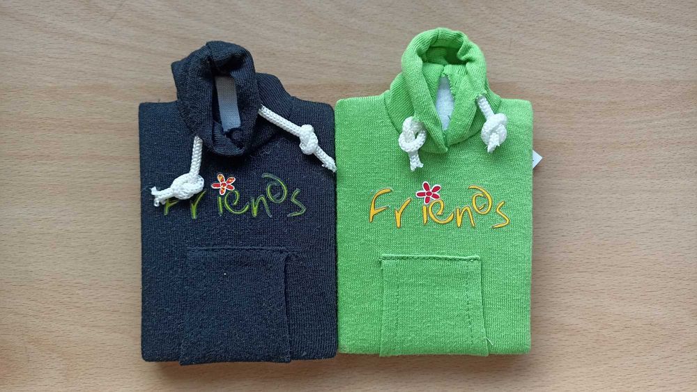 Blocos de notas em forma de t-shirts novos nunca usados