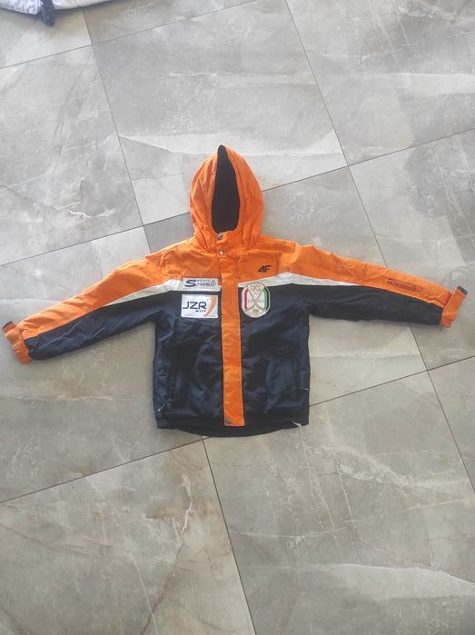 Kurtka zimowa dziecięca chłopięca rozm. 128 4F JKH GKS Jastrzębie