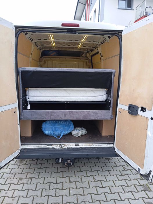 Transport przeprowadzki przewóz sprzątanie piwnic BUS Sanok