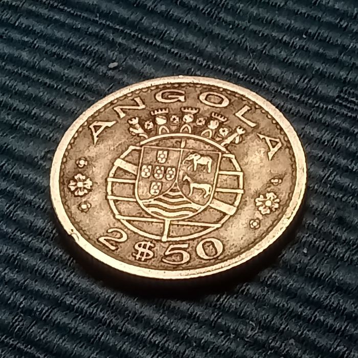 moeda de 2.50 Angola 1956