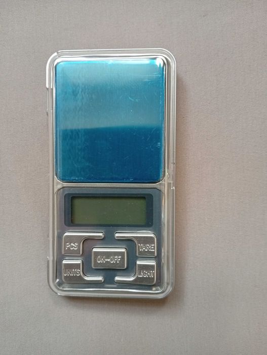 Весы ювелирные электронные , точность 0.01 г