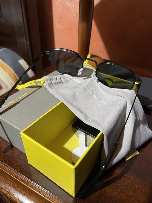 Hawkers Sixgon Black