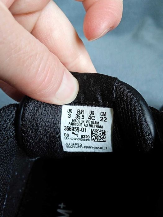 czarne buty puma