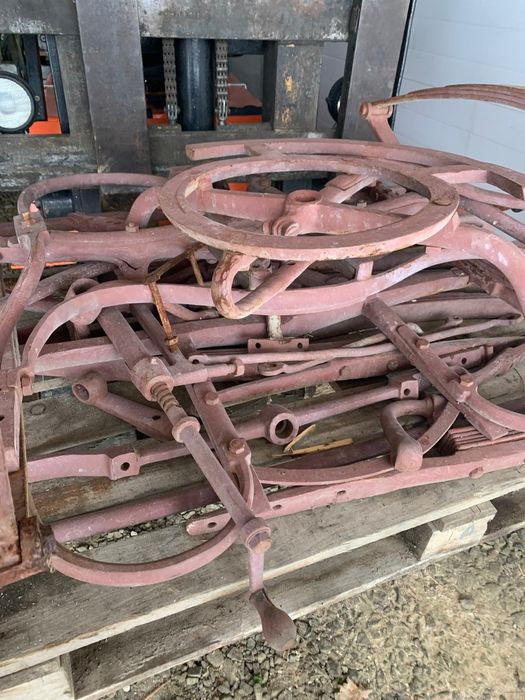 Bryczka zawieszenie kompletne z hamulcem, osiami uchwytami do lamp