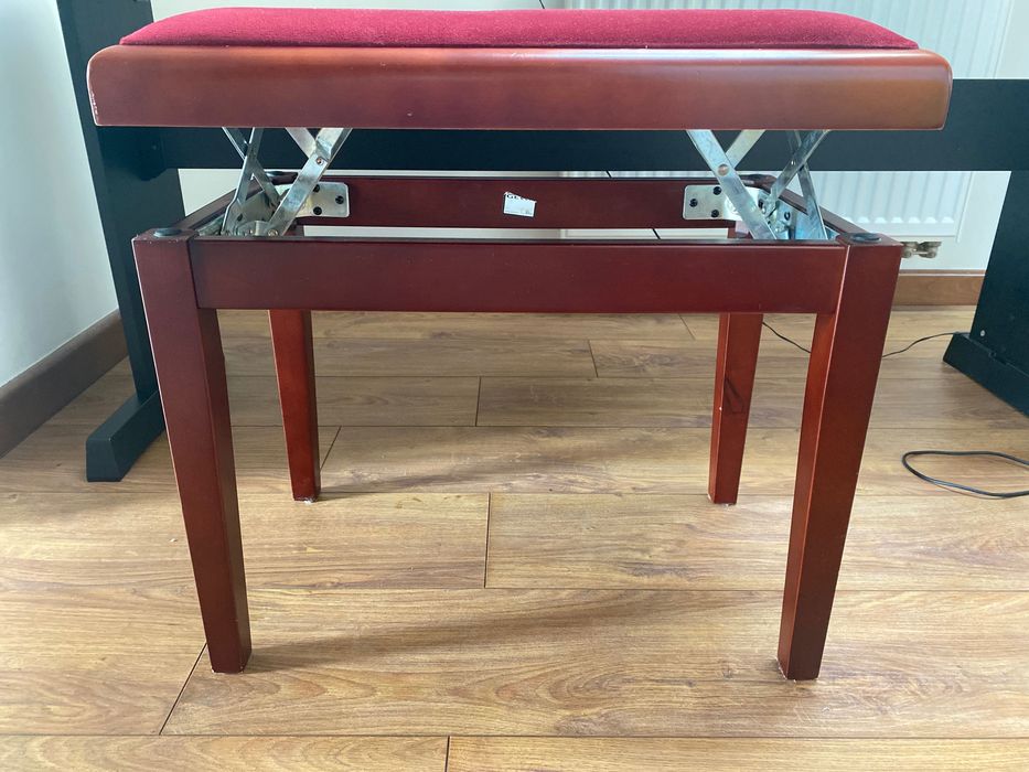 Pianino YAMAHA DGX - 600