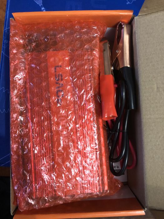 Продам інвертор 2000ват чистий синус