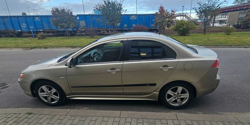 Mitsubishi Lancer