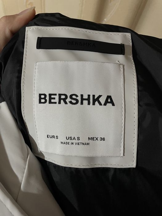 Куртка BERSHKA Italia