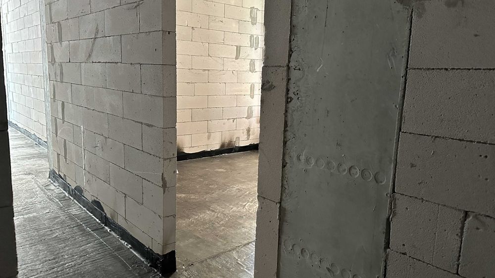 Продаж 2-к квартири + власне патіо, площа: 72.2 м², Брюховичі