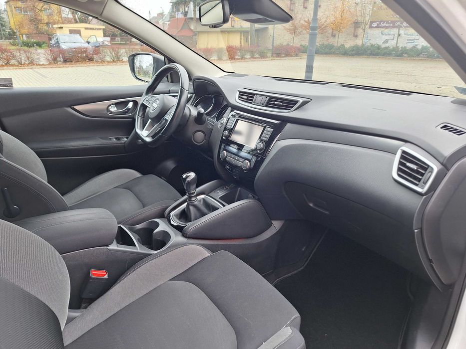 Nissan Qashqai 1.2 DIG-T N-Connecta, Benzyna, Kamera 360, 2018 r