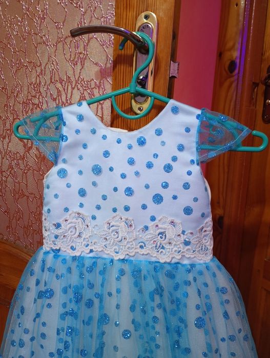 Продам дитяче плаття