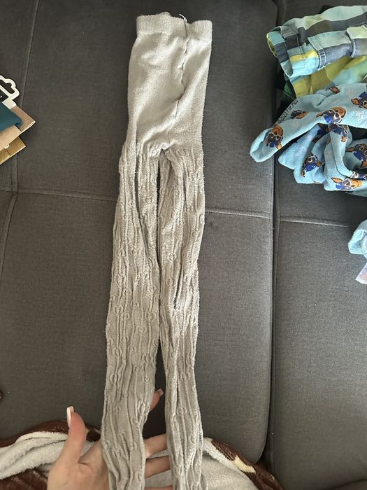 Szare rajstopki wzorek