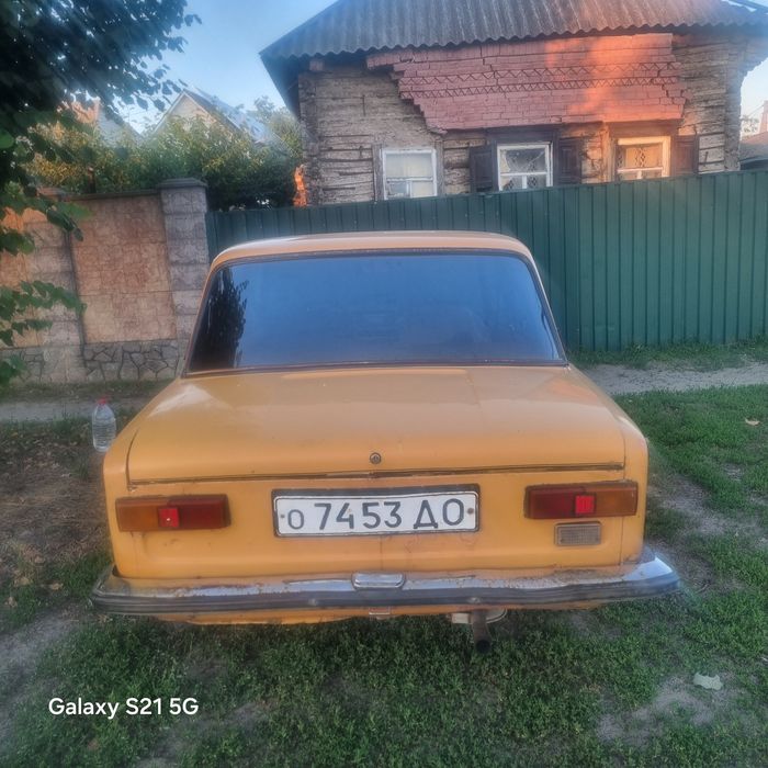 Продам ваз 21011
